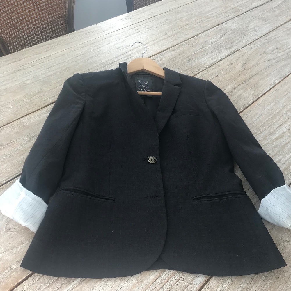 Aritzia Talula Jacket